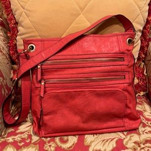 NWT Pretty Cherry Crossbody Bag/LOTS of Pockets